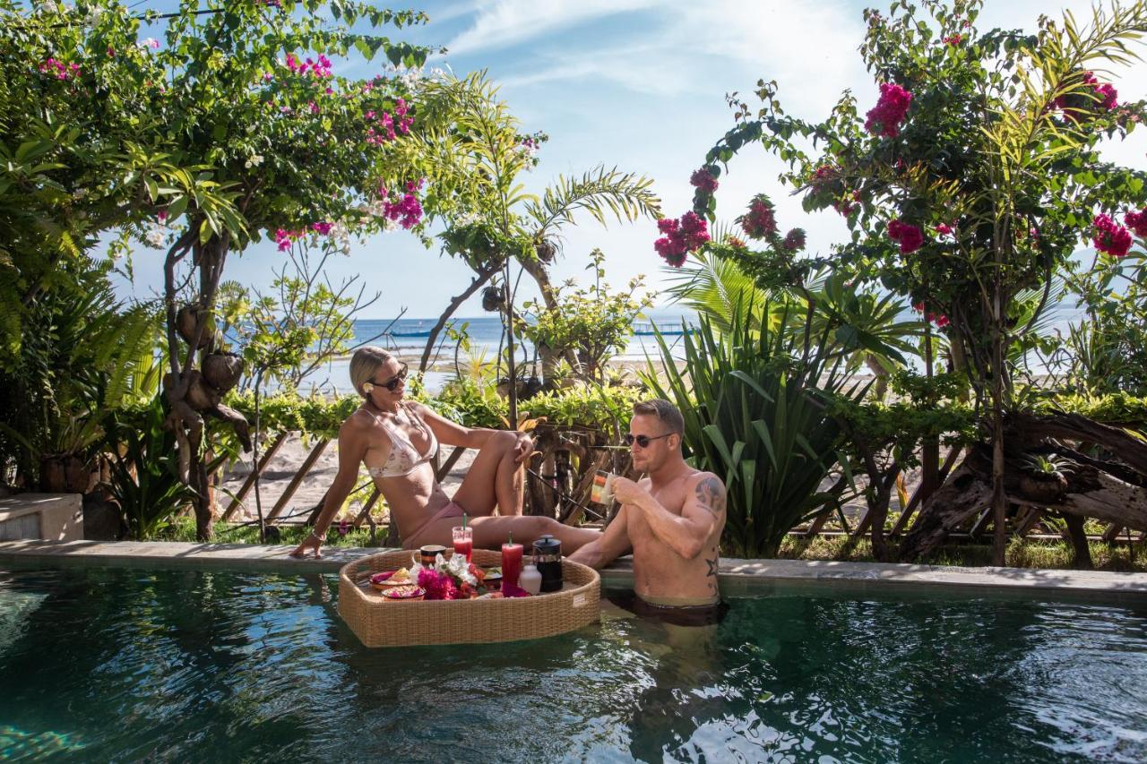 Serenity Luxurious Beachfront Villa & Spa With Private Infinity Pool, 8 Guests Гили Еър Екстериор снимка